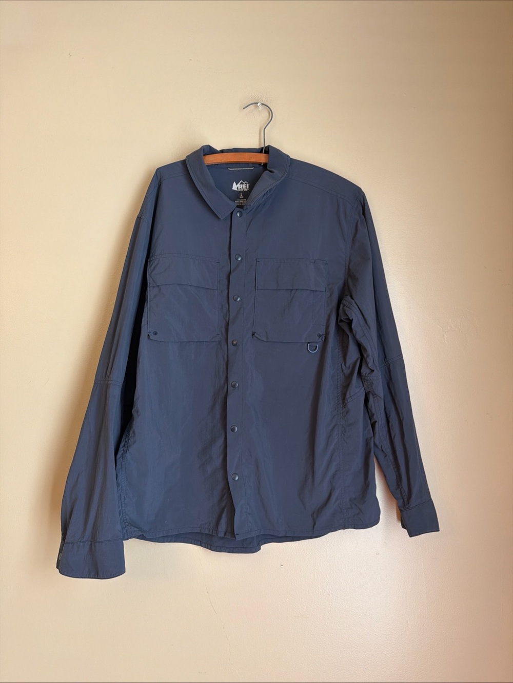 REI Co op Hiking Outdoor Shirt Mens Large Blue Long Sleeve Snaps Nylon Pockets